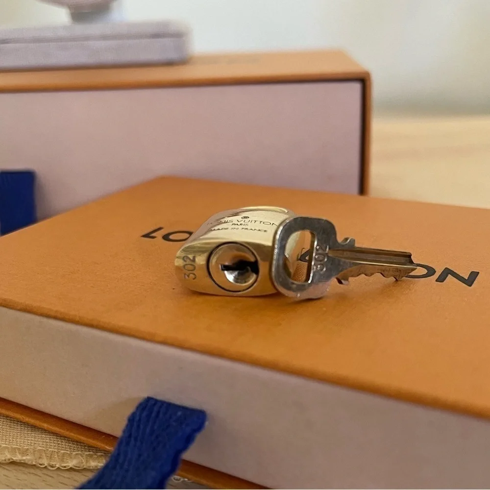 Vintage Louis Vuitton Lock & Key #302 with 18” Unbranded Cuban Link Necklace
